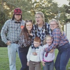 Meet your Posher, Brandi