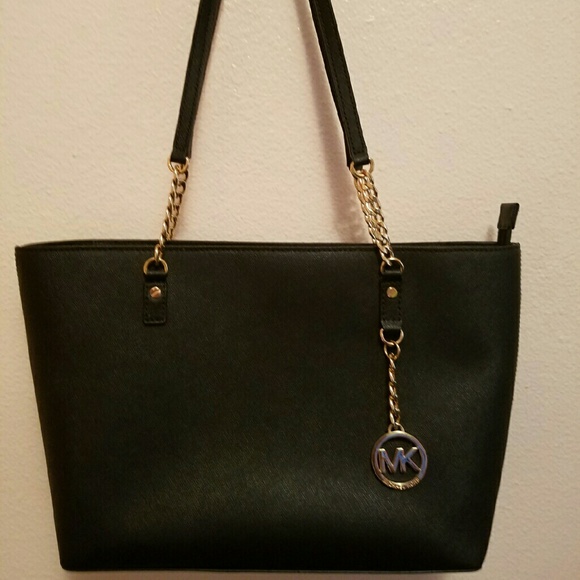 🚫TRADE  Michael Kors Zip Top Tote w/chain detail