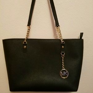 🚫TRADE  Michael Kors Zip Top Tote w/chain detail