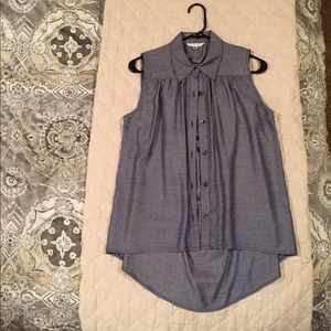 🌼SALE🌼! CAbi chambray style blouse, Small