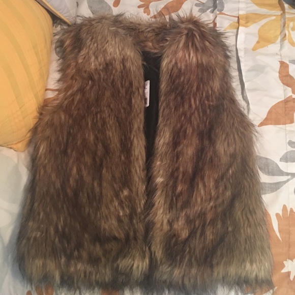 Fur vest