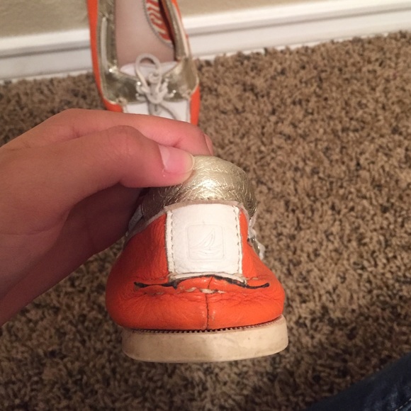 Shoes - Picture 3 of 4