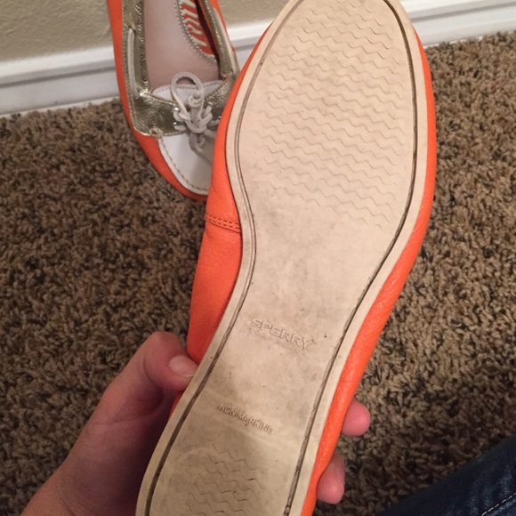 Shoes - Picture 4 of 4