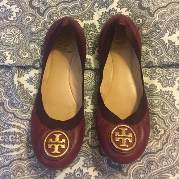 Used/Pre-Loved Burgundy Tory Burch Flats❤️