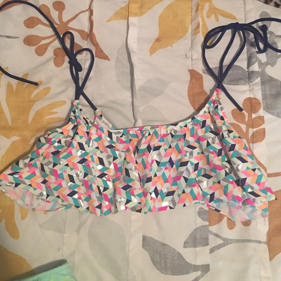 Swim suit top