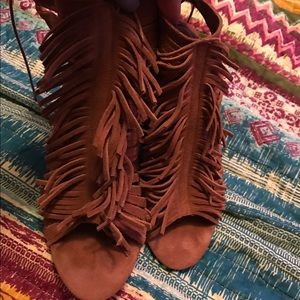 Joie open toe suede fringe wedge awesome