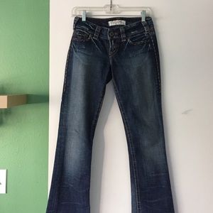 1921 low rise boot cute Jeans