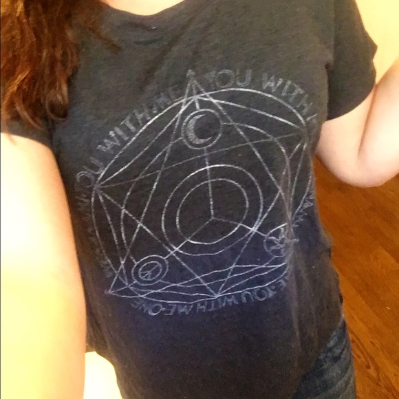 Cute loose fitting WN t-shirt