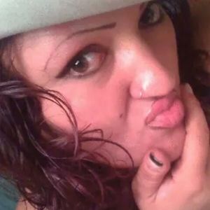 Meet your Posher, Carla