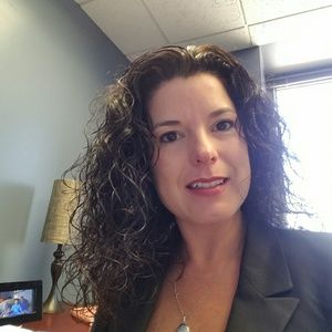 Meet your Posher, Lacey