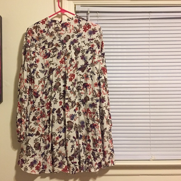 Hope's break the chain dress. - Picture 3 of 3