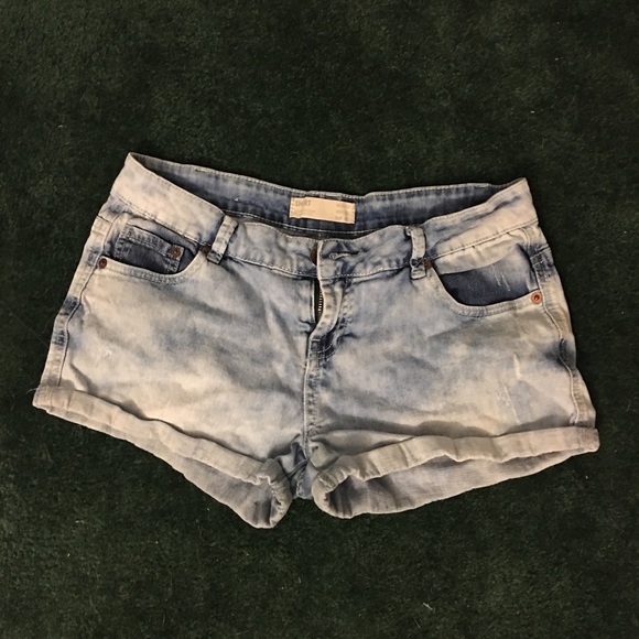 Cotton on mid rise shorts
