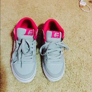Women's Etnies Shoes.