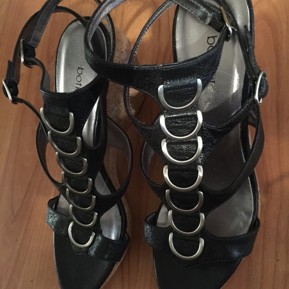Women's Botkier Black Leather Platforms - Picture 2 of 3