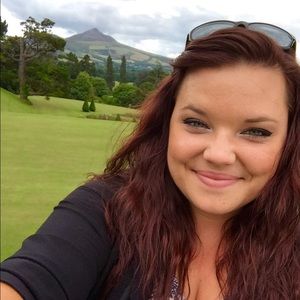 Meet your Posher, Candace
