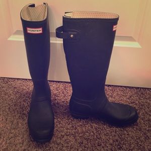 Adjustable Hunter Boots