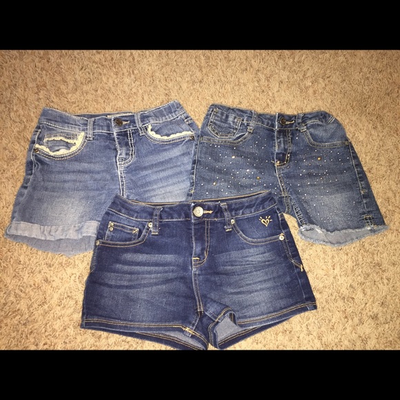 Girls blue jean shorts