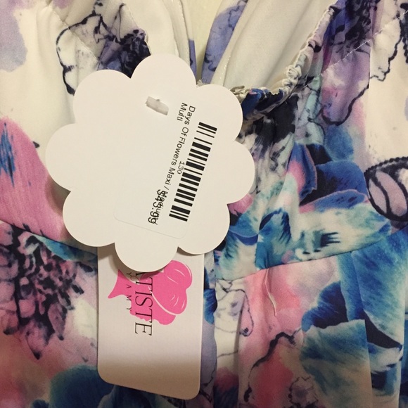 Hope's days of flowers maxi dress - Picture 3 of 3