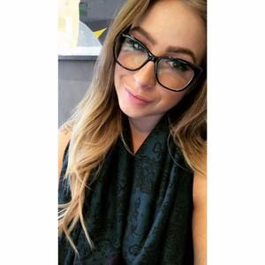 Meet your Posher, Isabella