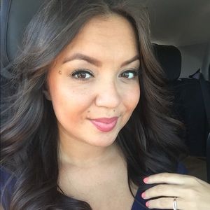 Meet your Posher, Christina