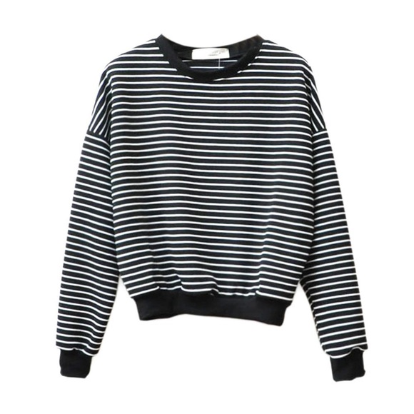 Brandy Melville Sweaters - Striped Black / White Sweatshirt
