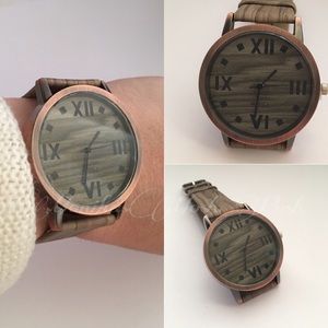 Brown Retro Roman Numeral Wood Grain Wristwatch