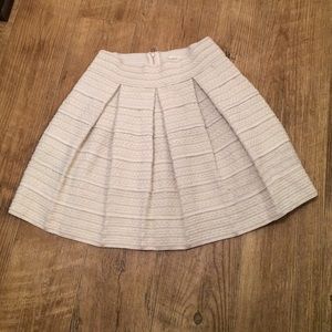 Pleated skirt