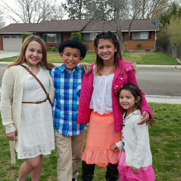 Meet your Posher, CC - Picture 3 of 4