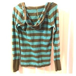 FINAL SALE! Abercrombie & Fitch brown/blue shirt