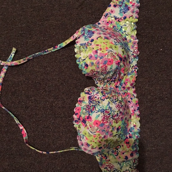 VS swim top