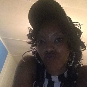 Meet your Posher, Don