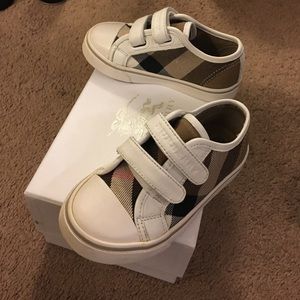 Authentic Burberry kid shoes 6 months old