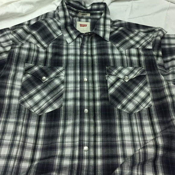Levi's button down