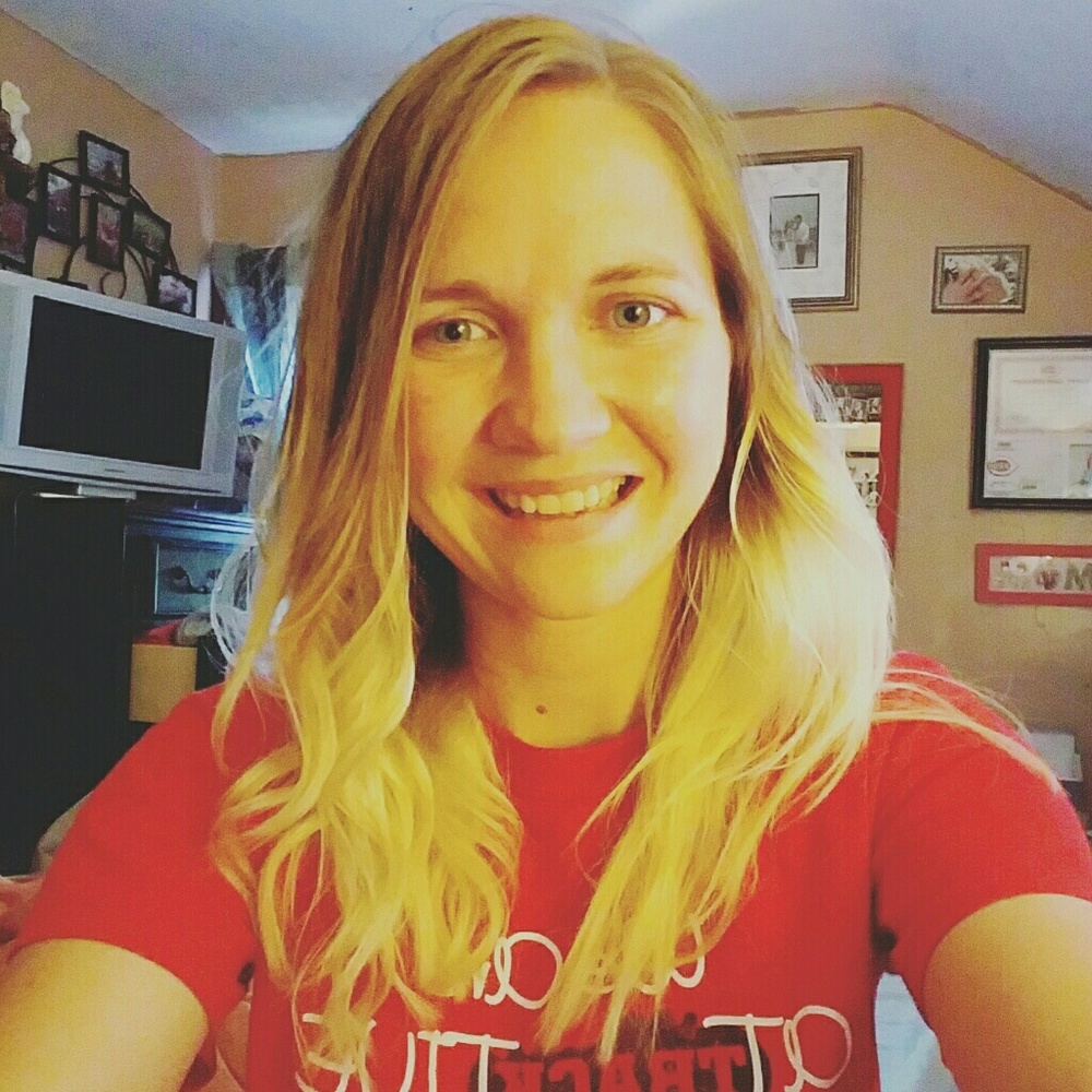 Meet your Posher, Elizabeth