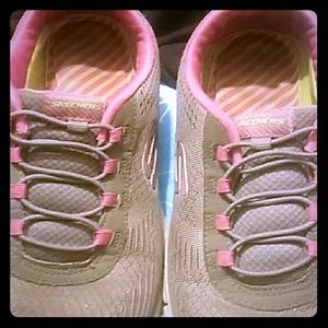 Sheckers dual-lite shoes