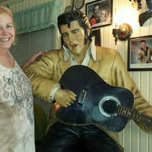 Meet your Posher, Darcy