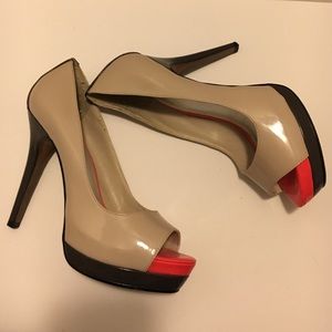 Jessica Simpson patent leather peep toe