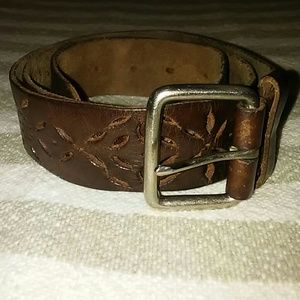 •American Eagle •