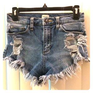 Sneak Peek cut off denim blue jean shorts w/fray!