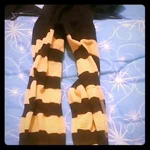 Bumble bee stockings with chocker