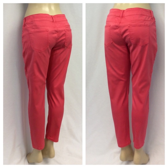 MAURICES JEANS - Picture 2 of 4