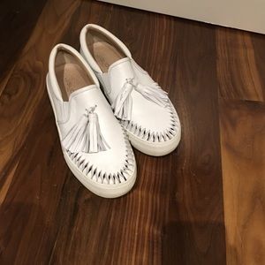 J slides white slip on with tassel