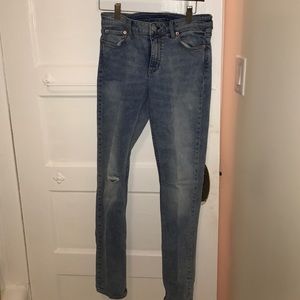 Light jeans