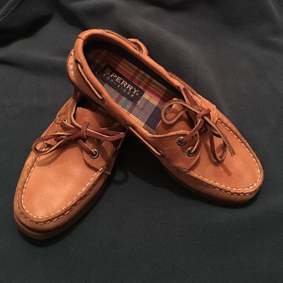 Chestnut Sperry Boat Shoes