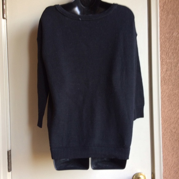 American Eagle Outfitterrs sweater - Picture 2 of 4