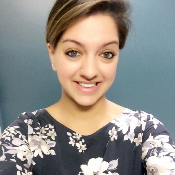 Meet your Posher, Devika - Picture 1 of 1