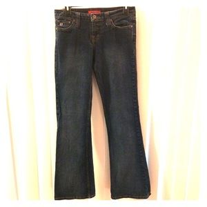 Paris Blues designer blue jeans in size 7