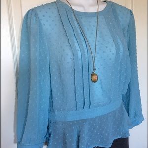 Cute top 👚