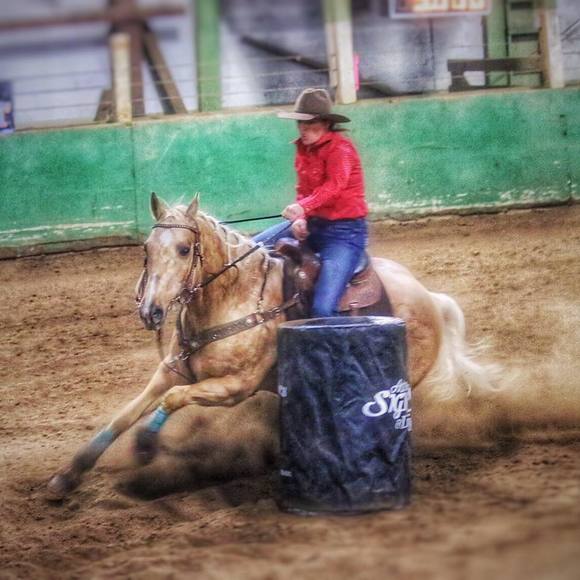 Meet your Posher, Lindsey - Picture 1 of 1