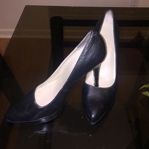 Ralph Lauren Business Heels Closed Toe 7.5